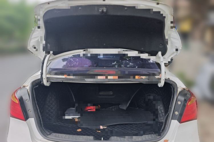 Used Hyundai Mistra 2014 1.8L Automatic Smart GLS Trunk