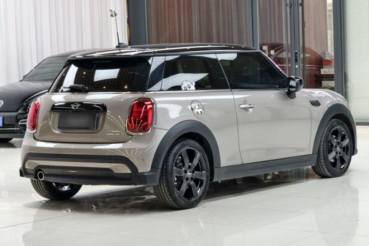 Used MINI MINI 2023 1.5T COOPER Artist