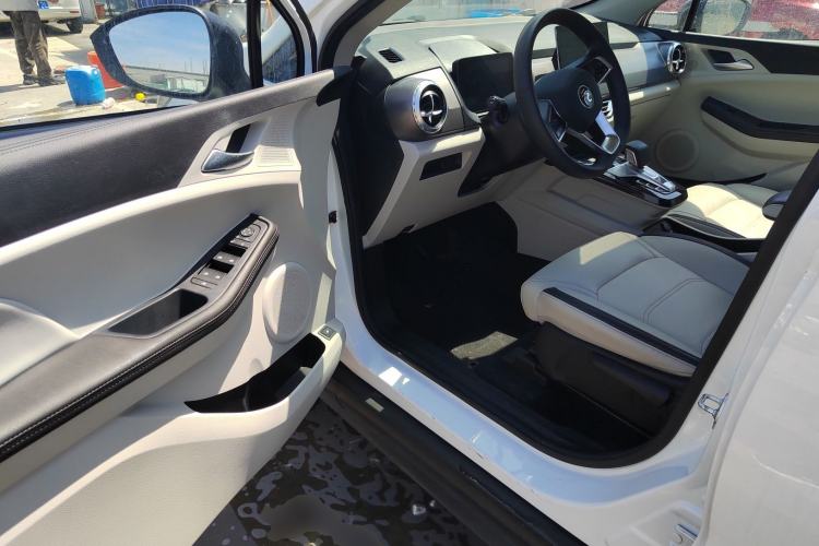 Used BYD Yuan Pro 2021 401 km Luxury Version Driver Seat