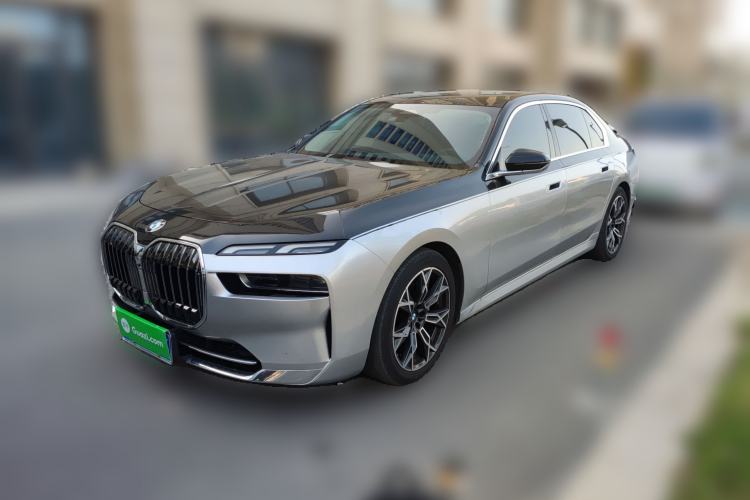 Used BMW 7 Series 2023 735Li Luxury Package