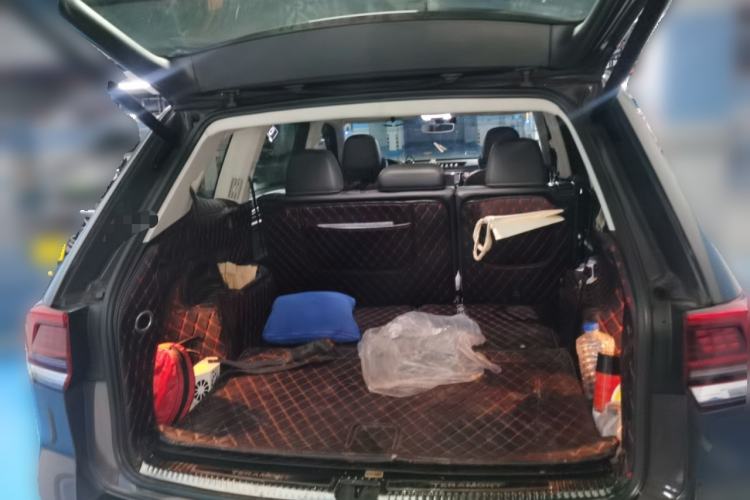 Used Volkswagen Teramont 2017 380TSI Four-Wheel Drive Luxury Edition Trunk