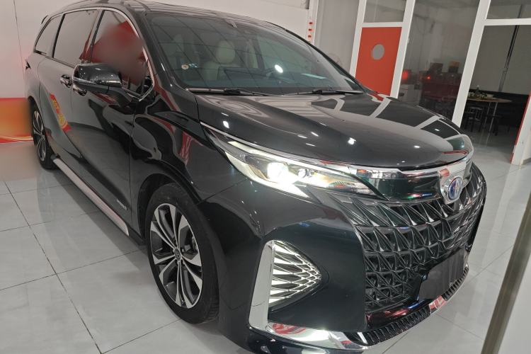 Used Toyota Granvia 2023 2.5L Hybrid Prestige PLUS Edition