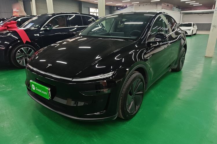 Used Tesla Model Y 2025 Rear-Wheel-Drive Version