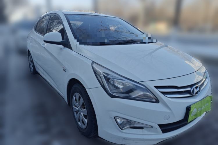 Used Hyundai Verna (older generation) 2014 1.4L Manual Smart GLS Trim

