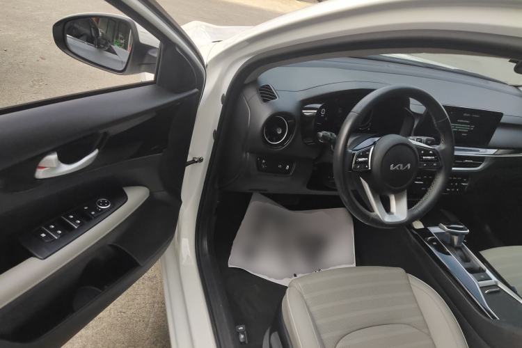 Used Kia K3 2023 1.5L CVT Luxury Edition
