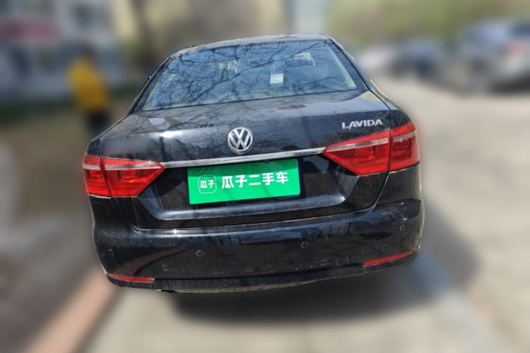 Used Volkswagen Lavida 2013 Revised Classic 1.6L Manual Fashion Edition
