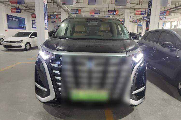 Used Denza D9 2022 DM-i 970 Four-Wheel Drive Prestige Model Front