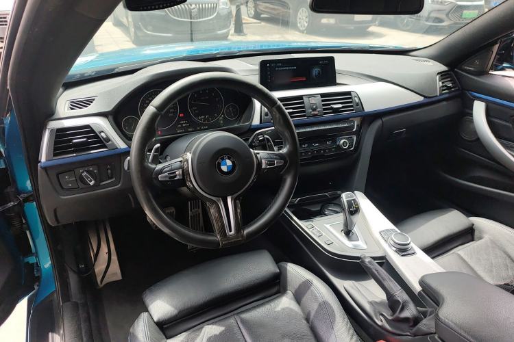Used BMW 4 Series 2017 425i M Sport Package Center Console