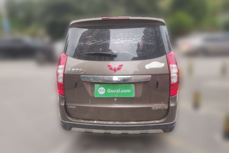 Used Wuling Hongguang 2014 1.5L S Standard Version Rear
