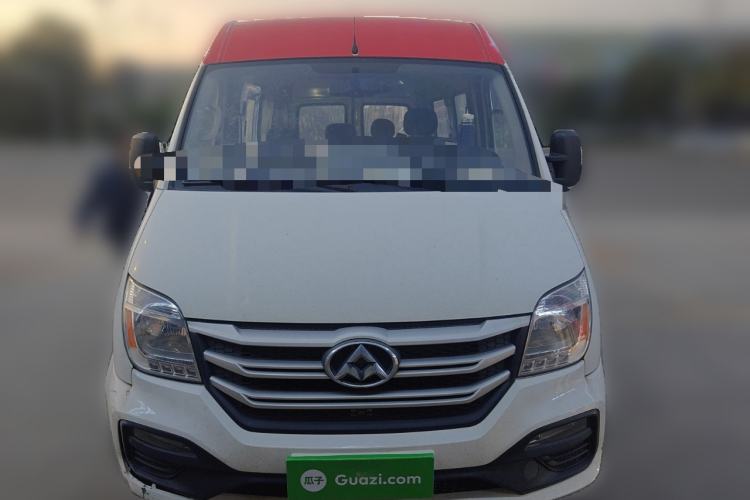 Used SAIC MAXUS Xintu V80 2018 2.5T 6-Speed Manual Aoyuntong Short Wheelbase Mid-Height 5-6 Seater
