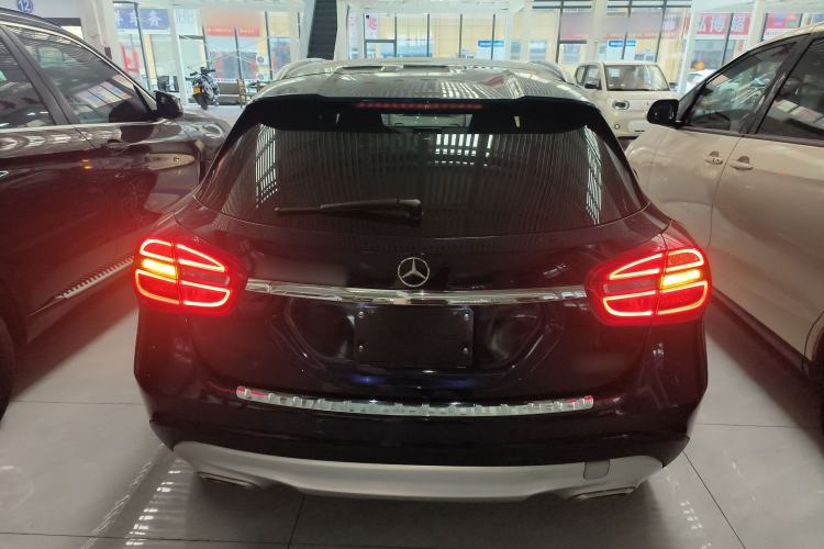 Used Mercedes-Benz GLA 2015 GLA 200 Fashion Model