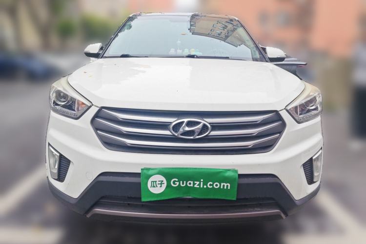 Used Hyundai ix25 2015 1.6L Automatic Two-Wheel-Drive Deluxe DLX Model Front