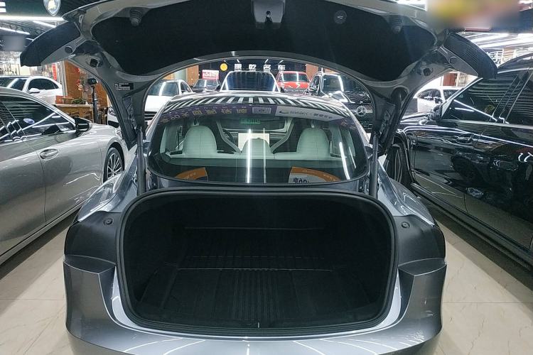 Used Tesla Model 3 2024 High-Performance All-Wheel-Drive Version
