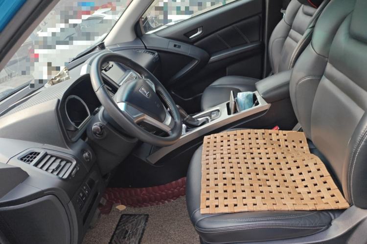 Used Luxgen U6 SUV 2015 1.8T Fashion Edition Left Front Seat