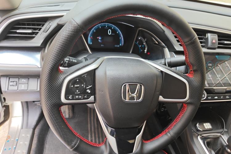 Used Honda Civic 2016 220TURBO Manual Luxury Edition