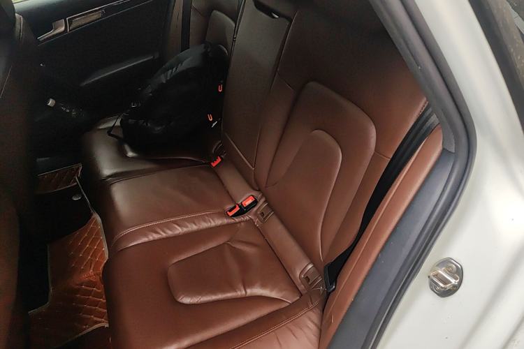 Used Audi A4L 2015 35 TFSI Automatic Comfort Model Left Rear Seat