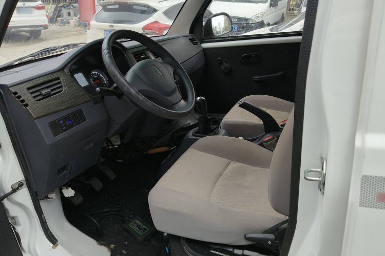 Used Jinbei Hiace X30 2023 1.5L Super-Enjoyment Van 2/5 Seats Non-Air-Conditioned Version SWC15M