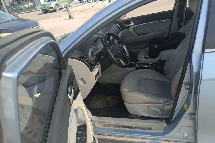 Used Geely Auto Emgrand 2014 Sedan 1.5L CVT Elite Model