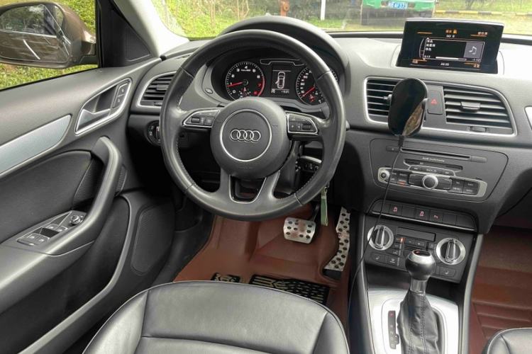 Used Audi Q3 2015 35 TFSI Comfort Model