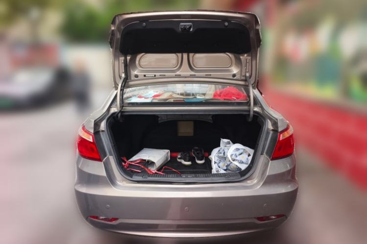 Used CHANGAN Eado 2012 1.6L Manual Luxury Model China IV Standard