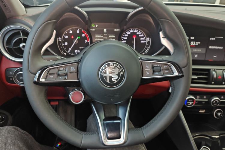 Used Alfa Romeo Giulia 2020 2.0T 280HP VIRTU Limited Edition