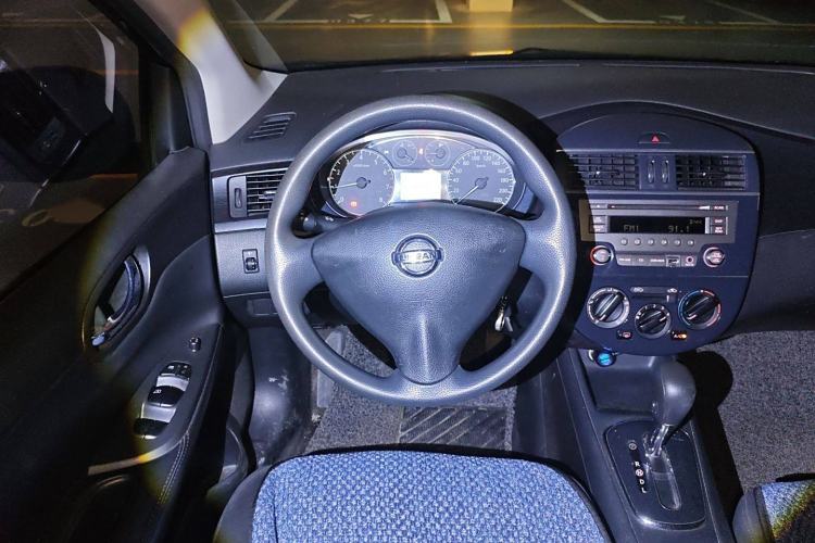 Used Nissan Tiida 2011 1.6L CVT Comfort Model