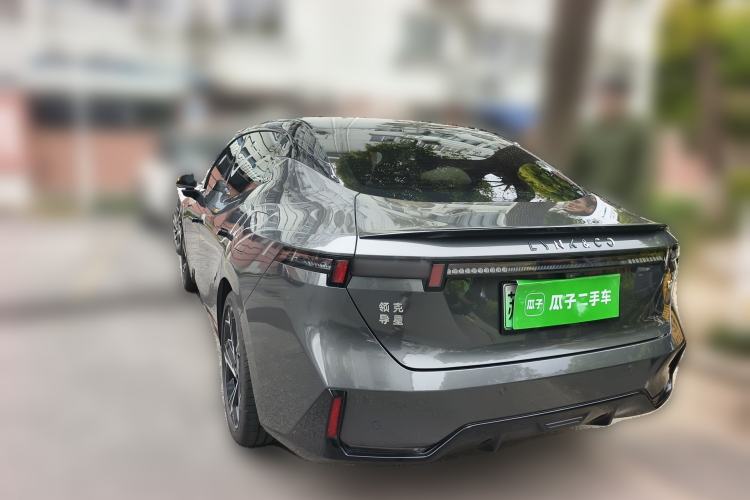 Used Lynk & Co 07 2024 EM-P 126 Long-Range Halo Rear Left 45 Deg