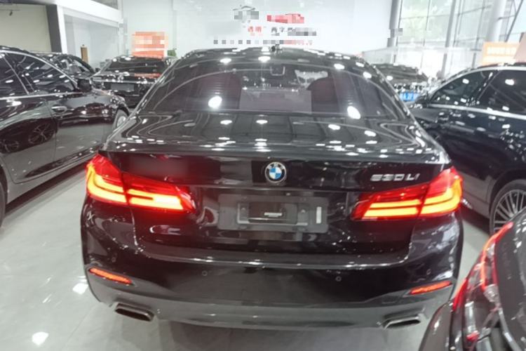 Used BMW 5 Series 2019 Facelifted 530Li Leading Edition M Sport Package
