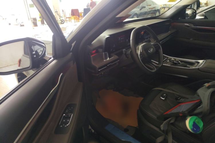 Used Ford Edge 2026 Model Explorer L 2.0T EcoBoost Four-Wheel Drive Seven-Seat Ultimate Driver Seat