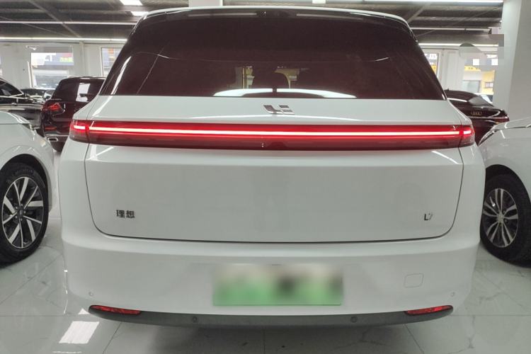 Used Li Auto L7 2023 Air model
