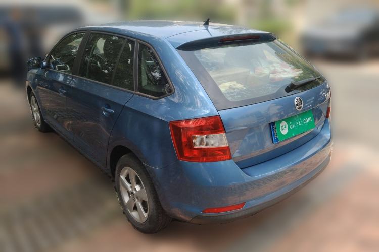 Used Skoda Rapid Spaceback 2014 1.6L Automatic Enjoyment Edition