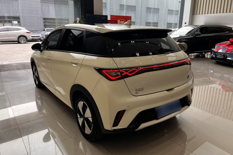 Used BYD Dolphin 2023 420 km Fashion Edition