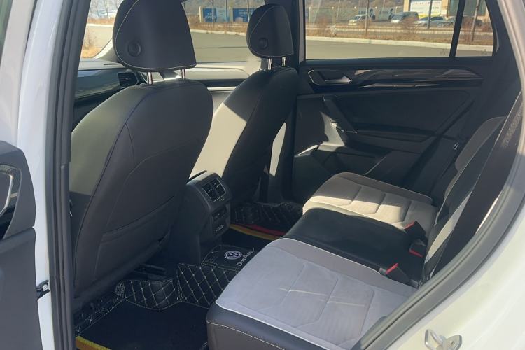 Used Volkswagen Tayron 2019 380TSI All-Wheel Drive R-Line China V-standard Interior 5