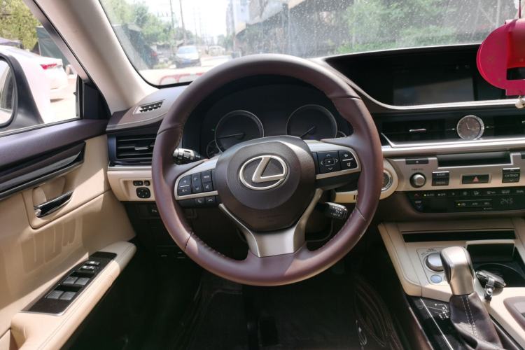 Used Lexus ES 2015 200 Elite Edition
