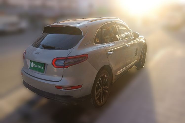 Used Zotye SR9 2017 2.0T Automatic Ultimate Road Edition