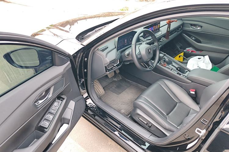 Used Honda Inspire 2025 260TURBO Elegant Edition