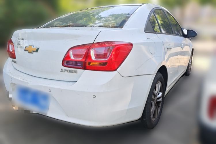 Used Chevrolet Cruze 2015 1.5L Classic SE AT Rear Right 45 Deg