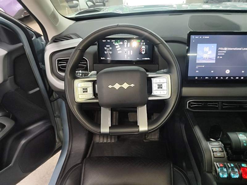 Used Formula Leopard Titanium 3 2025 501 km Range Rear-Wheel Drive Intelligent Driving Pro Version — 10