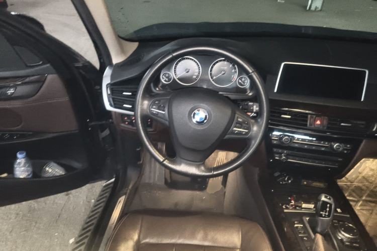 Used BMW X5 2015 xDrive28i
