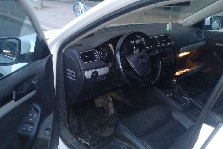 Used Volkswagen Sagitar 2015 1.6L Automatic Comfort Model Driver Seat