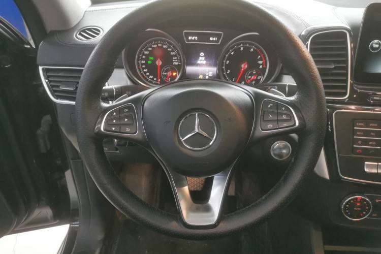 Used Mercedes-Benz GLE Coupe 2015 GLE 320 4MATIC Coupe SUV Steering Wheel