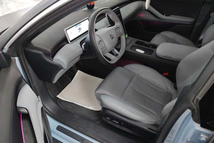 Used Nio ET5T 2023 75 kWh Touring Driver Seat