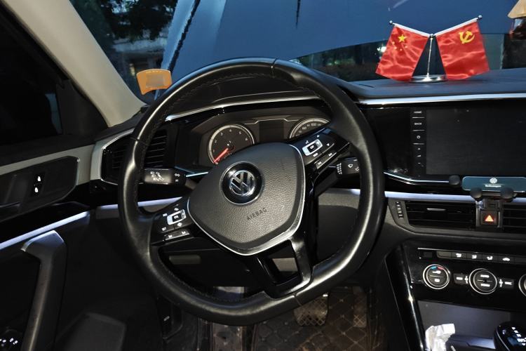 Used Volkswagen Tayron 2019 330TSI Two-Wheel Drive Luxury Model China VI Standard