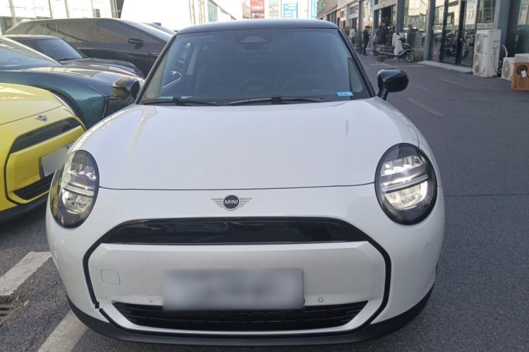 Used MINI Electric MINI COOPER 2024 456km COOPER E Classic Edition