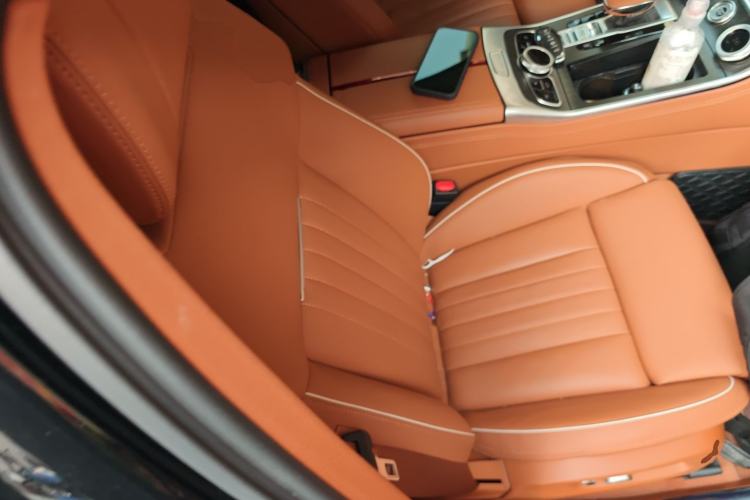 Used Hongqi H9 2023 2.0T Smart Connect Flagship Edition Right Front Seat