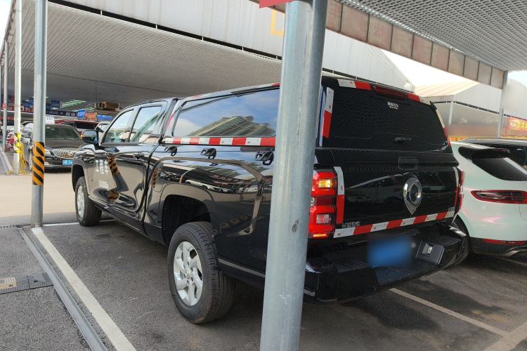 Used Great Wall King Kong Poer 2024 2.0T Automatic 8AT Diesel Two-Wheel-Drive Elite Flatbed
