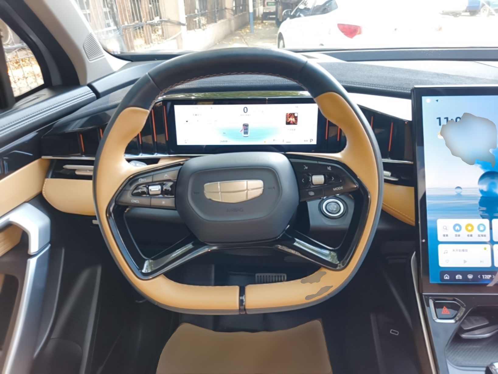Geely Auto FX11 2023 1.5TD DCT Luxury Version — снимка 13