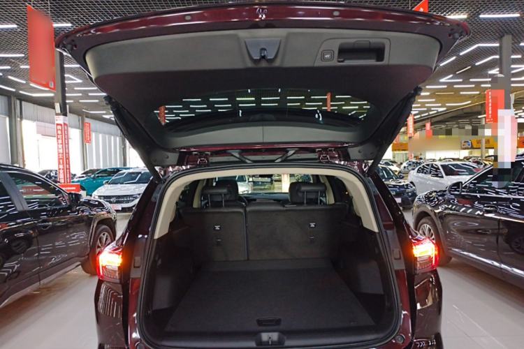 Used Buick Envision 2022 Encore Plus Avenir Avenir 5-Seater Edition Trunk