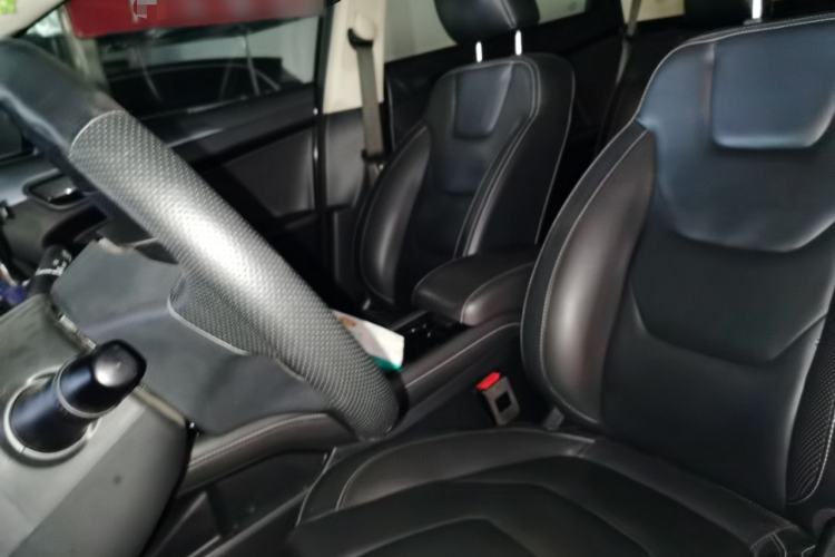 Used Dongfeng Fengon 580 2017 1.5T Manual Luxury Model
