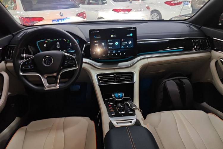 Used BYD Song PLUS New Energy 2021 DM-i 110KM Flagship PLUS Center Console